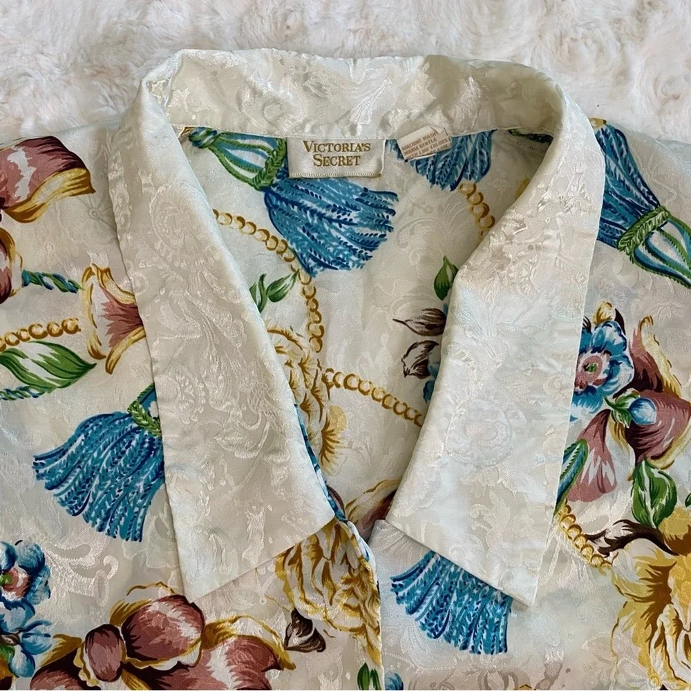 Vintage Victoria's Secret Gold Label Womens Silky Nightshirt Medium Floral Cream